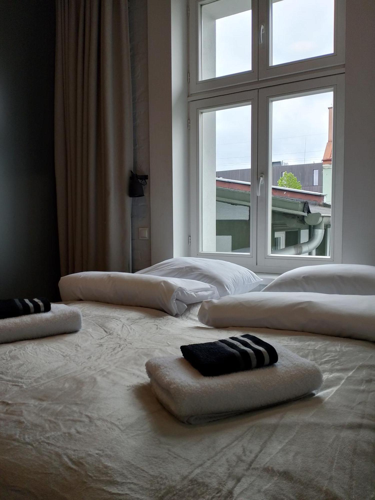 So In Sopot Station Apartment Bagian luar foto