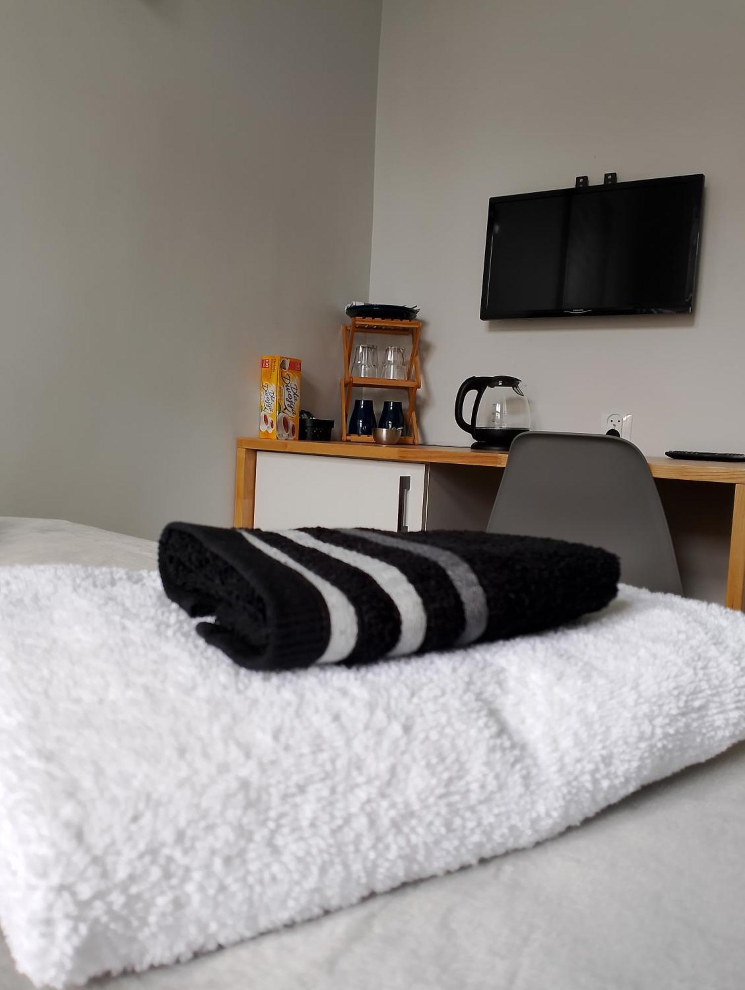So In Sopot Station Apartment Bagian luar foto
