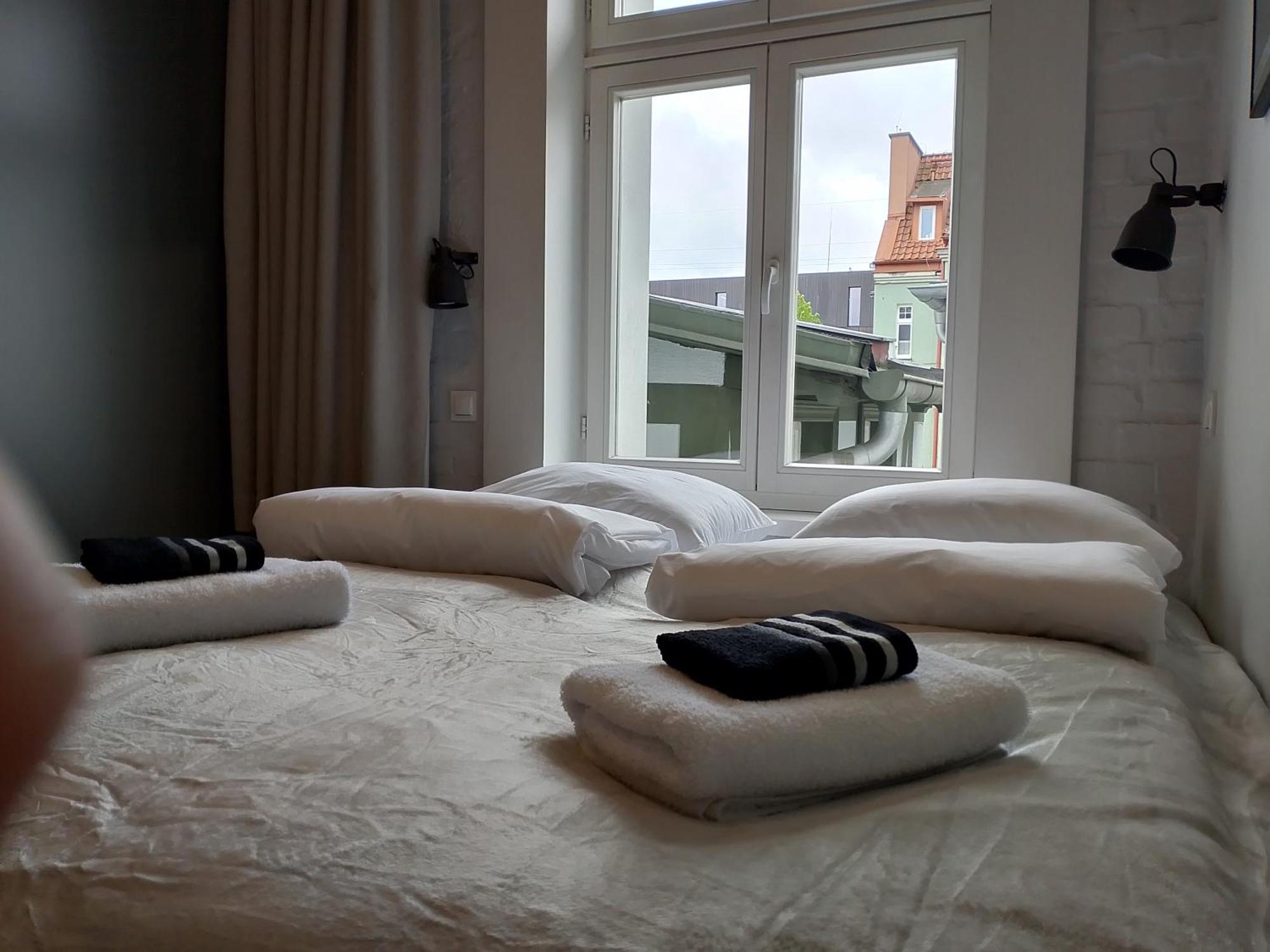 So In Sopot Station Apartment Bagian luar foto
