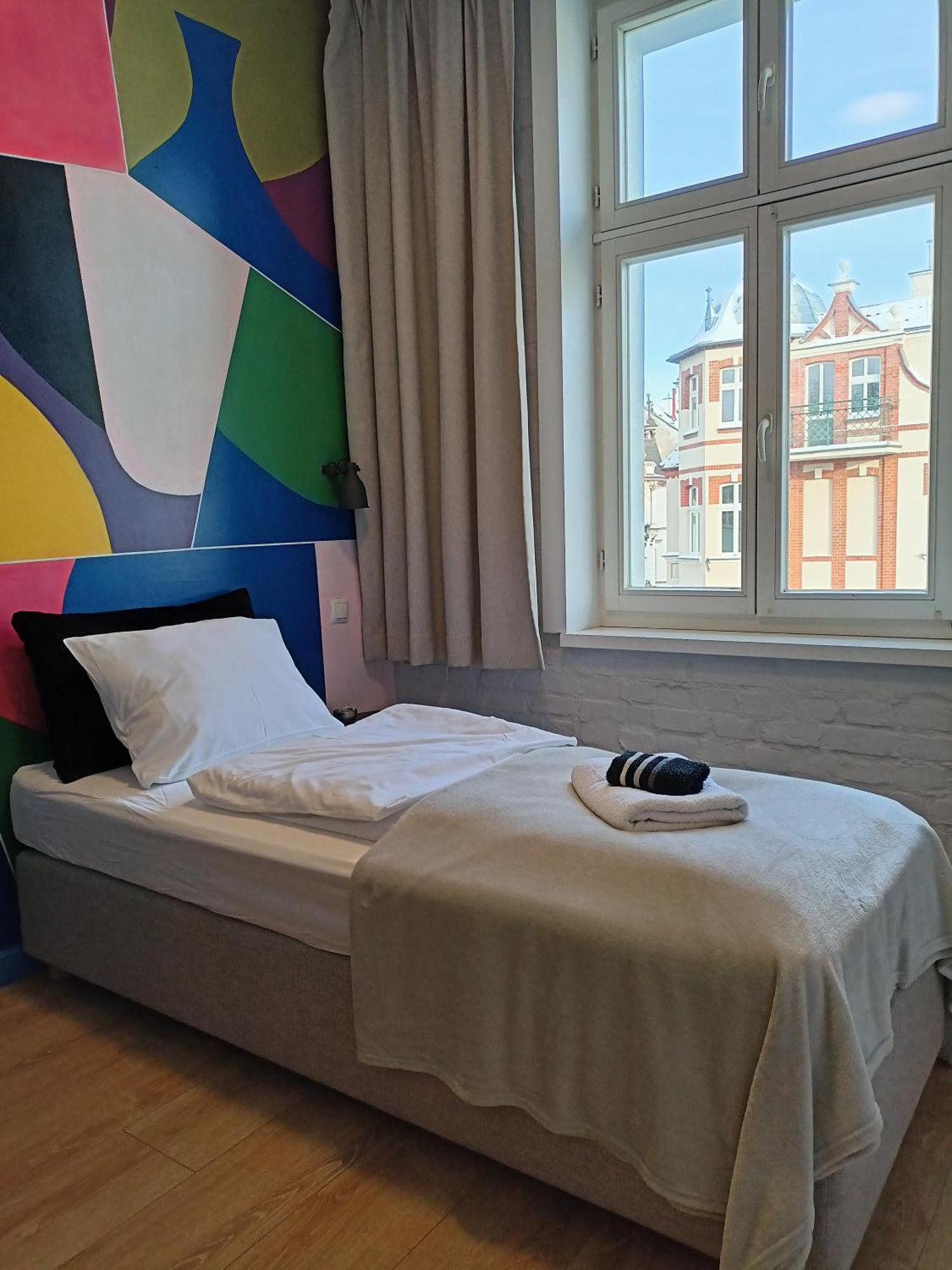 So In Sopot Station Apartment Bagian luar foto