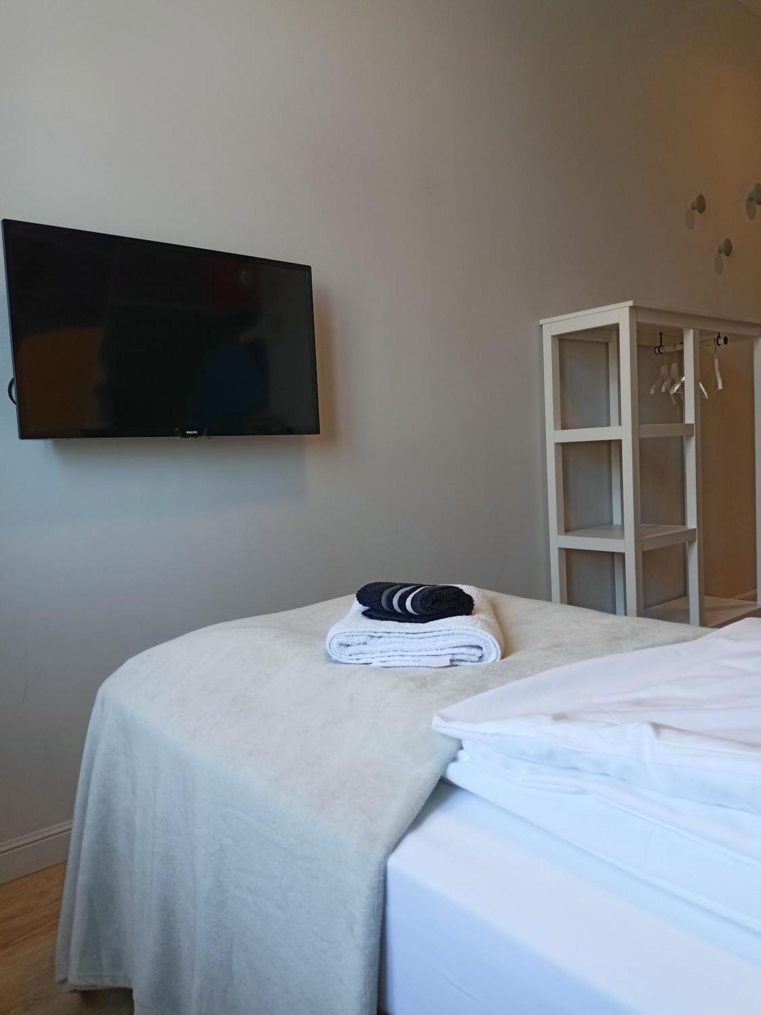 So In Sopot Station Apartment Bagian luar foto