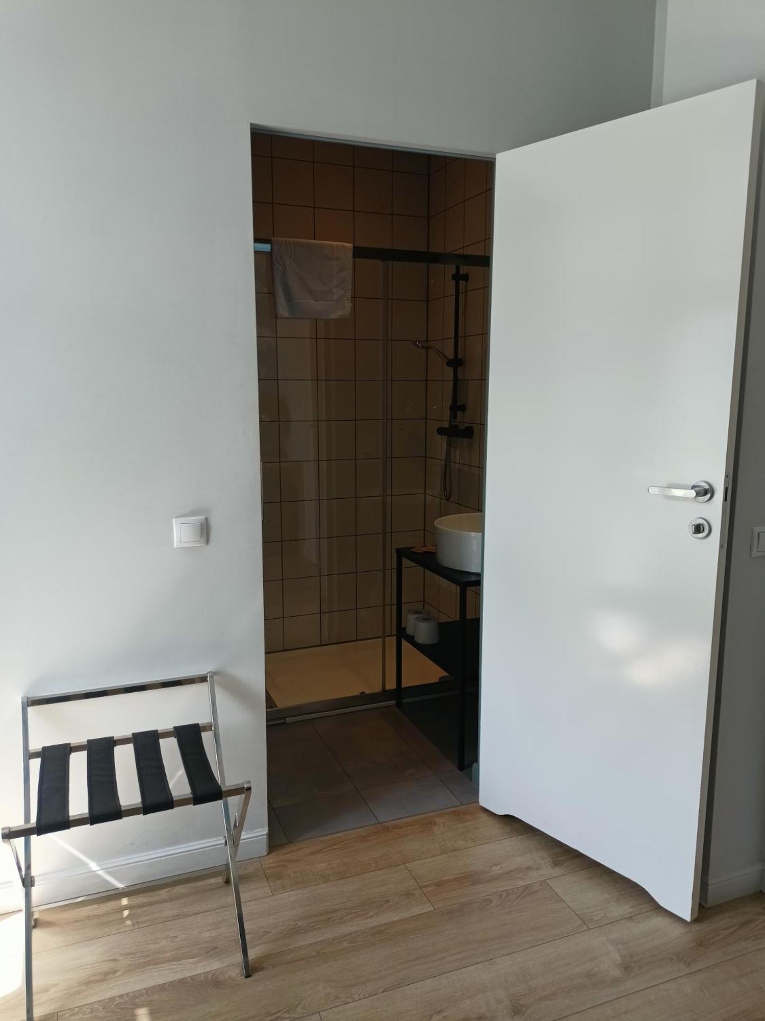 So In Sopot Station Apartment Bagian luar foto
