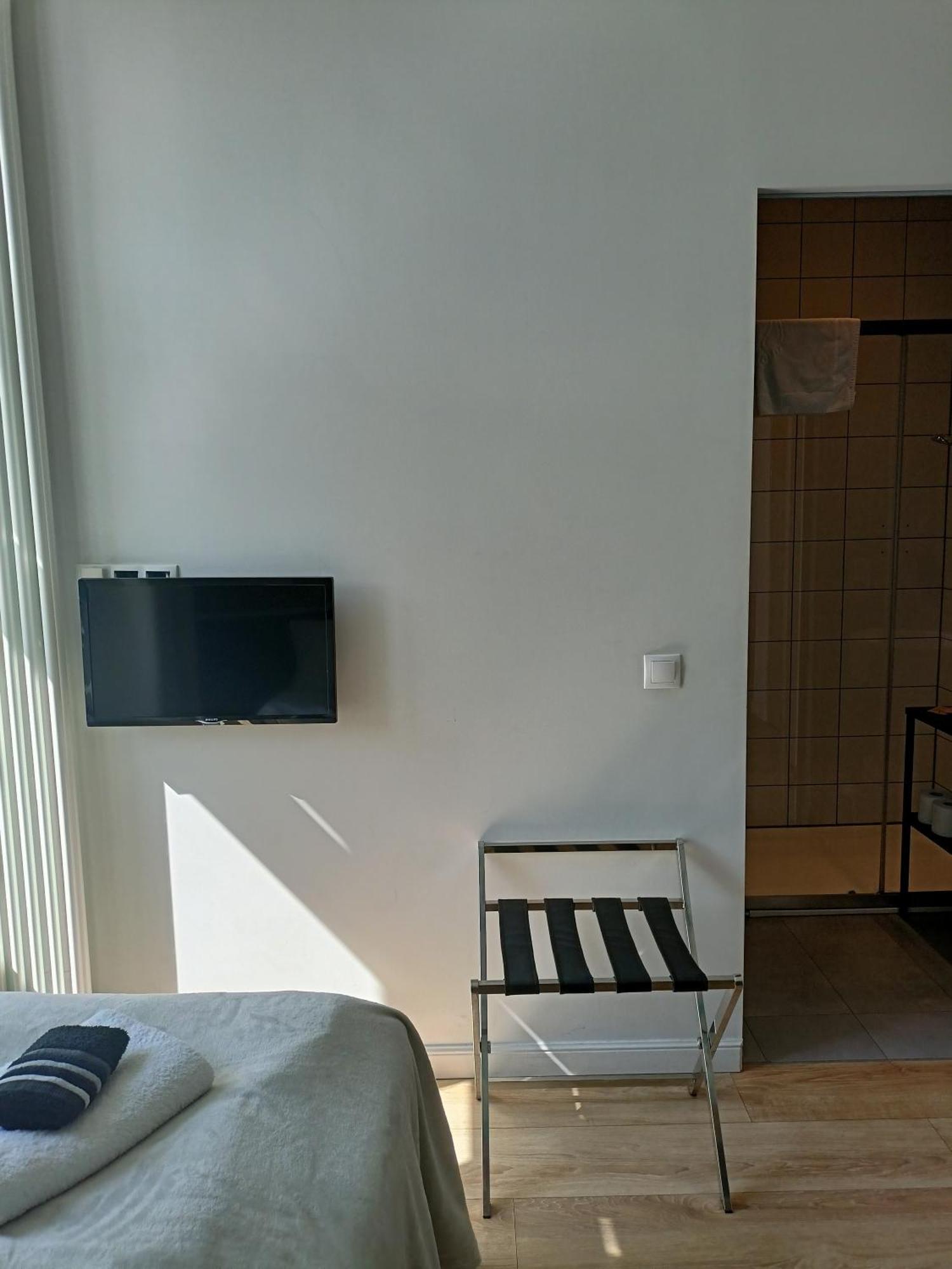 So In Sopot Station Apartment Bagian luar foto