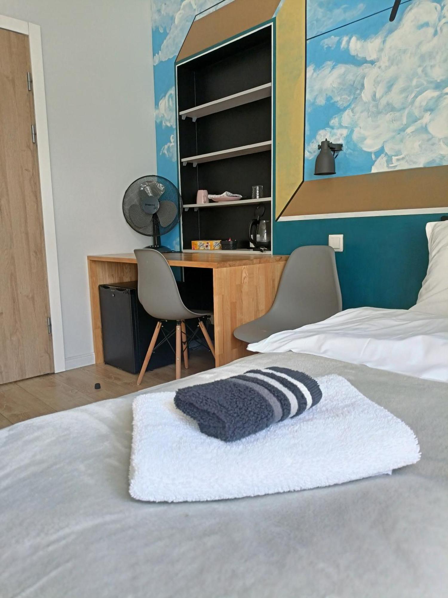 So In Sopot Station Apartment Bagian luar foto