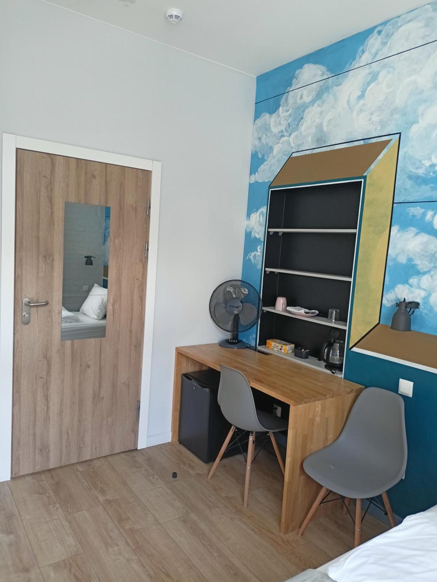 So In Sopot Station Apartment Bagian luar foto